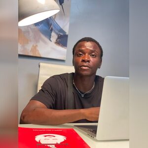 mobewinn, online dating profile photo