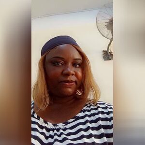 lydiaprice, online dating profile photo