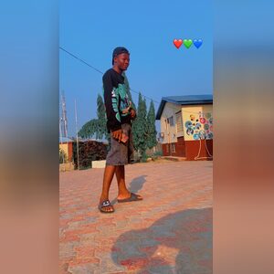 unitall0, online dating profile photo