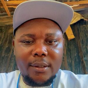 einvesto, online dating profile photo