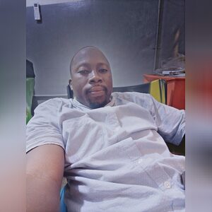 oolatu12, online dating profile photo