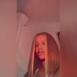 rosesss, online dating profile photo