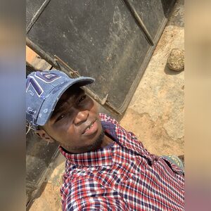 ghomogbe, online dating profile photo