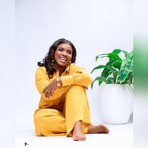 paulaola, online dating profile photo