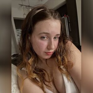 antonella, online dating profile photo