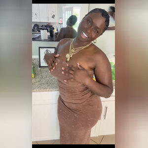 jin064, online dating profile photo