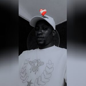 adewolal, online dating profile photo