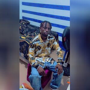 crush511, online dating profile photo