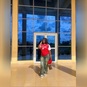 favourmine, online dating profile photo