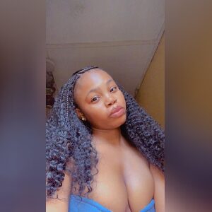 mayantun, online dating profile photo