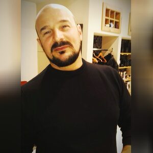 opero0, online dating profile photo