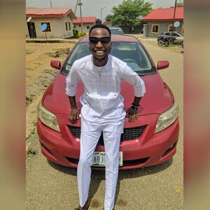 ishakusi, online dating profile photo