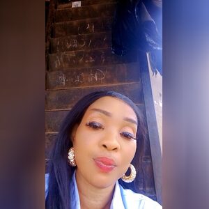 folakead, online dating profile photo