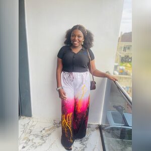 sarasamu, online dating profile photo