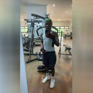 aakintoy, online dating profile photo