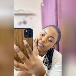 oewatomi, online dating profile photo