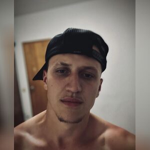 zakaryae, online dating profile photo