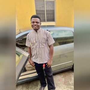 hosh, online dating profile photo