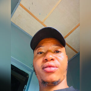 alanipop, online dating profile photo