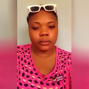 omowumi10, online dating profile photo