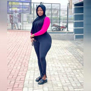 fnifemi, online dating profile photo