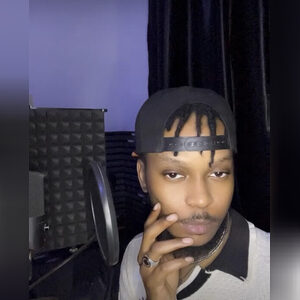 official77, online dating profile photo