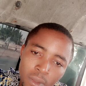 dc947353, online dating profile photo