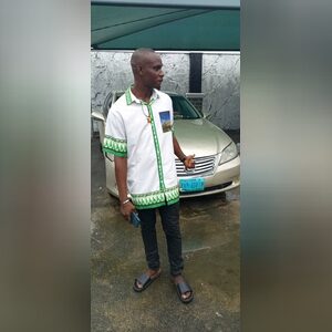 abraemma, online dating profile photo