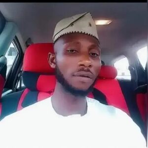 tosansun, online dating profile photo