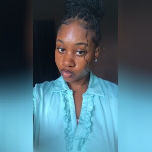 michelle00, online dating profile photo