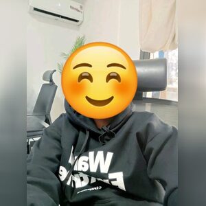 voglus15, online dating profile photo