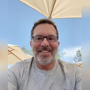 george09, online dating profile photo