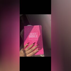 mola08, online dating profile photo