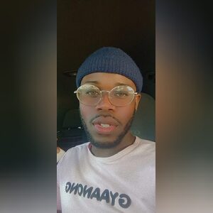 evuuh, online dating profile photo