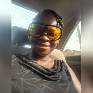 aakiny01, online dating profile photo