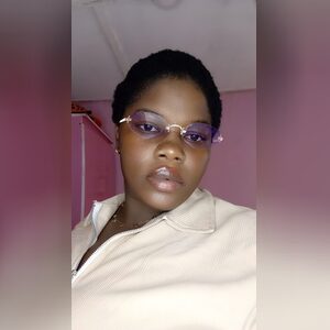 bettmill, online dating profile photo