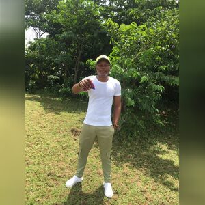 mayowabl, online dating profile photo