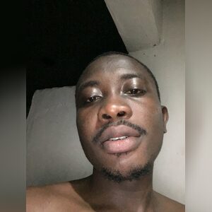 danamoji, online dating profile photo