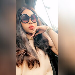 liliango, online dating profile photo