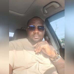 tuc2moha, online dating profile photo