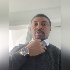 okeadeku, online dating profile photo