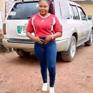 queenetm, online dating profile photo