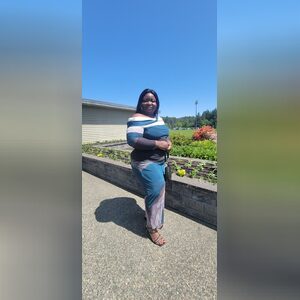 abigealo, online dating profile photo