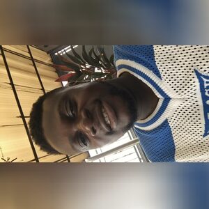 dammy28, online dating profile photo