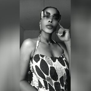 tobexx, online dating profile photo