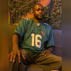 dsanya, online dating profile photo