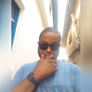 godchose, online dating profile photo