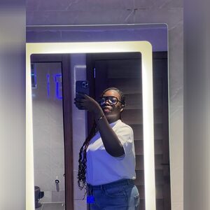 akannivi, online dating profile photo