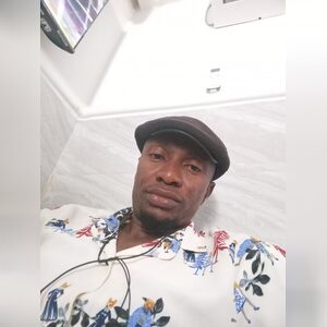 apology, online dating profile photo