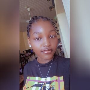 maribada, online dating profile photo